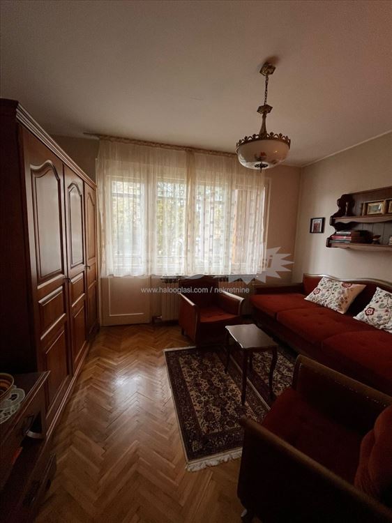 Tri nekretnine pod jednim krovom _ Batajnica — 4