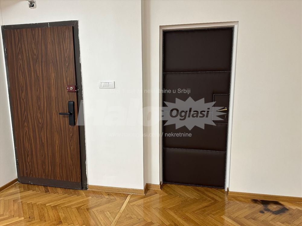 Tri prostorije od 70m2. 40m2. 20m2.Dvaparkingmesta — 5