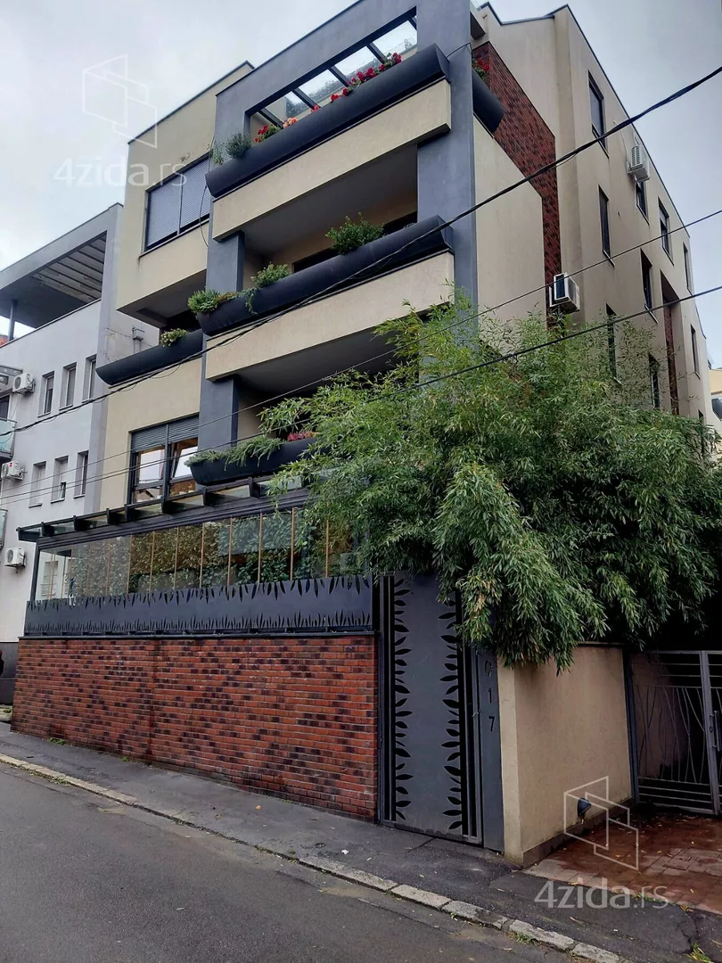 Troiposoban stan na prodaju, Rade Končara, 355.000€, 123m² — 2