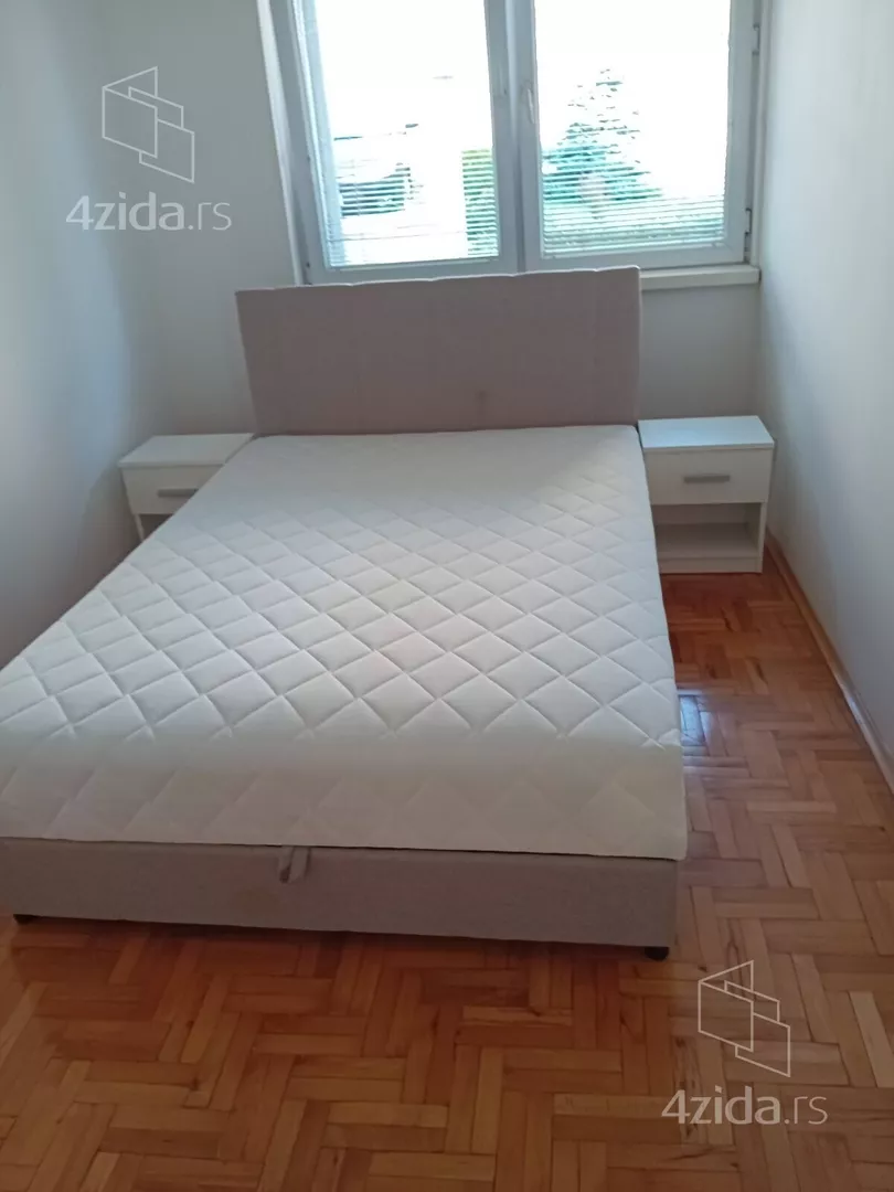 Troiposoban stan za izdavanje, Kaplara Babića 13, 450€, 70m² — 3
