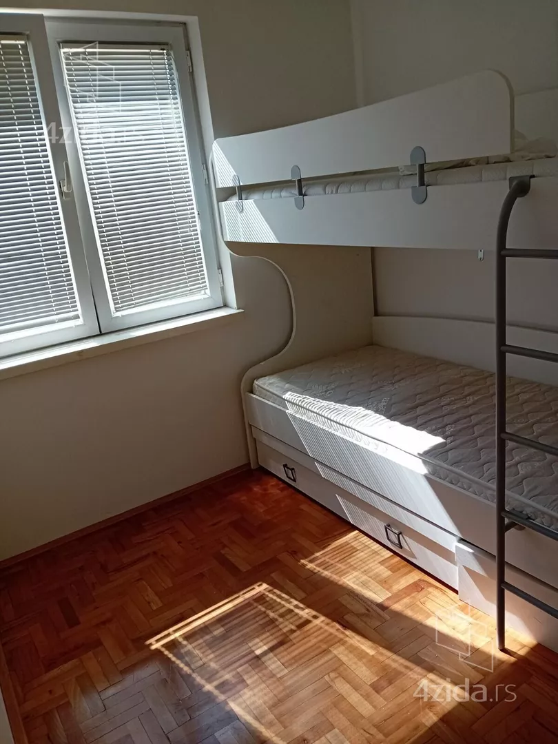 Troiposoban stan za izdavanje, Kaplara Babića 13, 450€, 70m² — 7