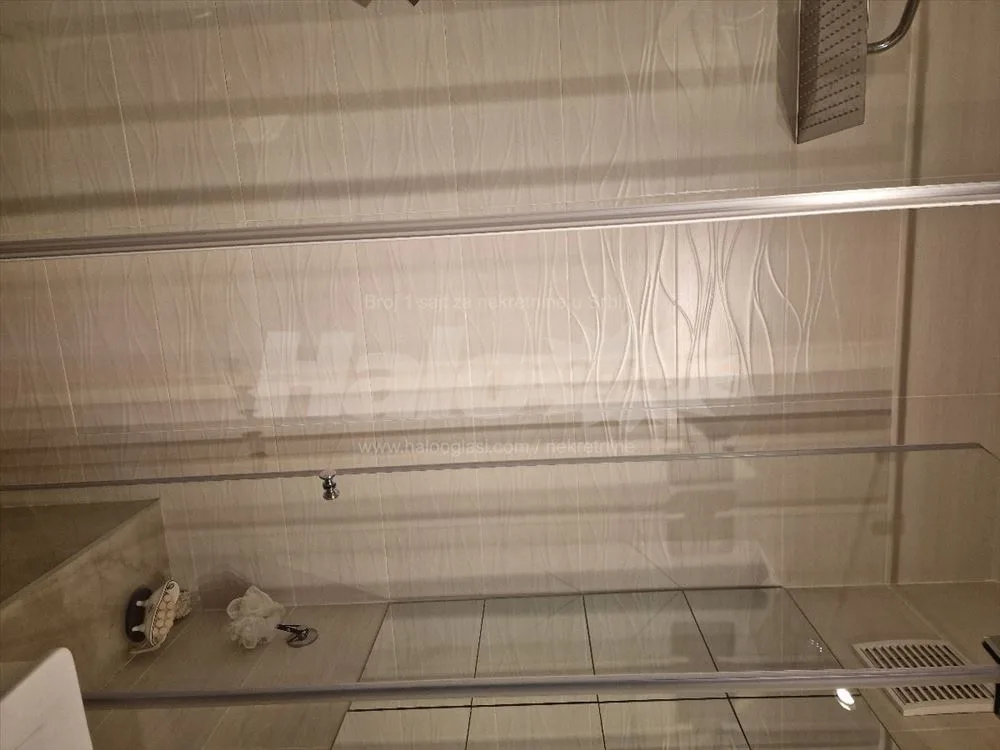 Trosoban stan 100m2 / po dogovoru — 10