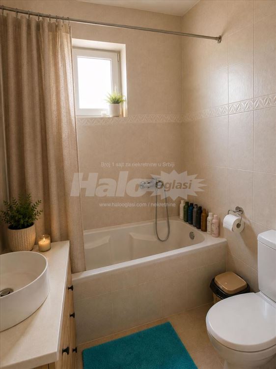 Trosoban stan 71 m² | Visoki plafoni | Uknjižen — 10