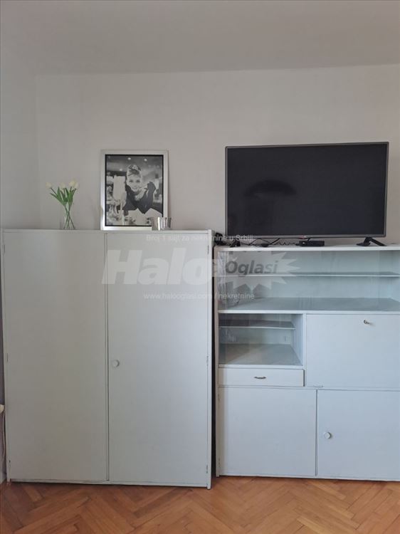 Trosoban stan, 72m² – Karaburma — 3