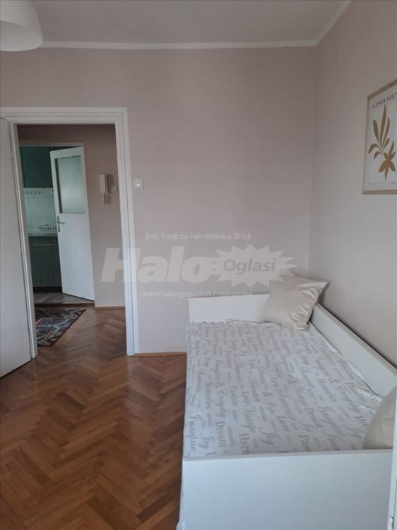 Trosoban stan, 72m² – Karaburma — 10