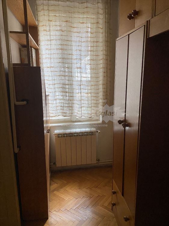 Trosoban stan, 75m2 kod Hrama — 2