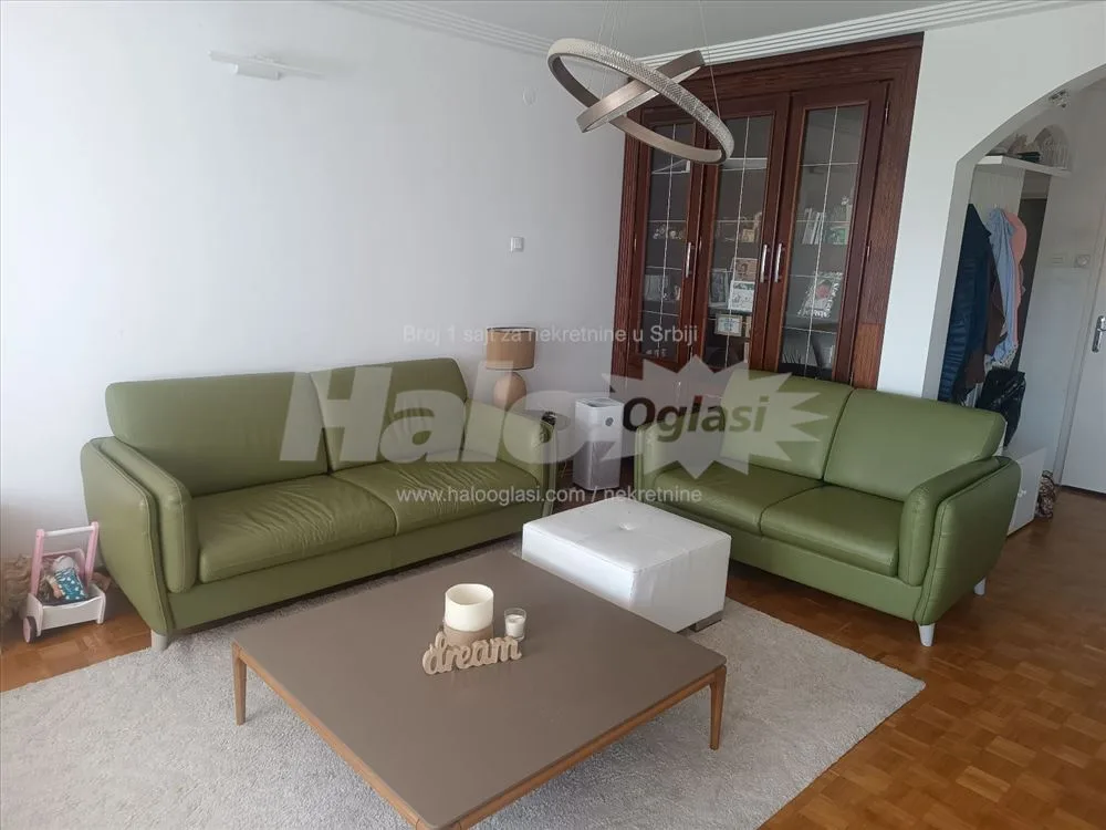 Trosoban stan 79m2 na Čukarici, Julino brdo — 3