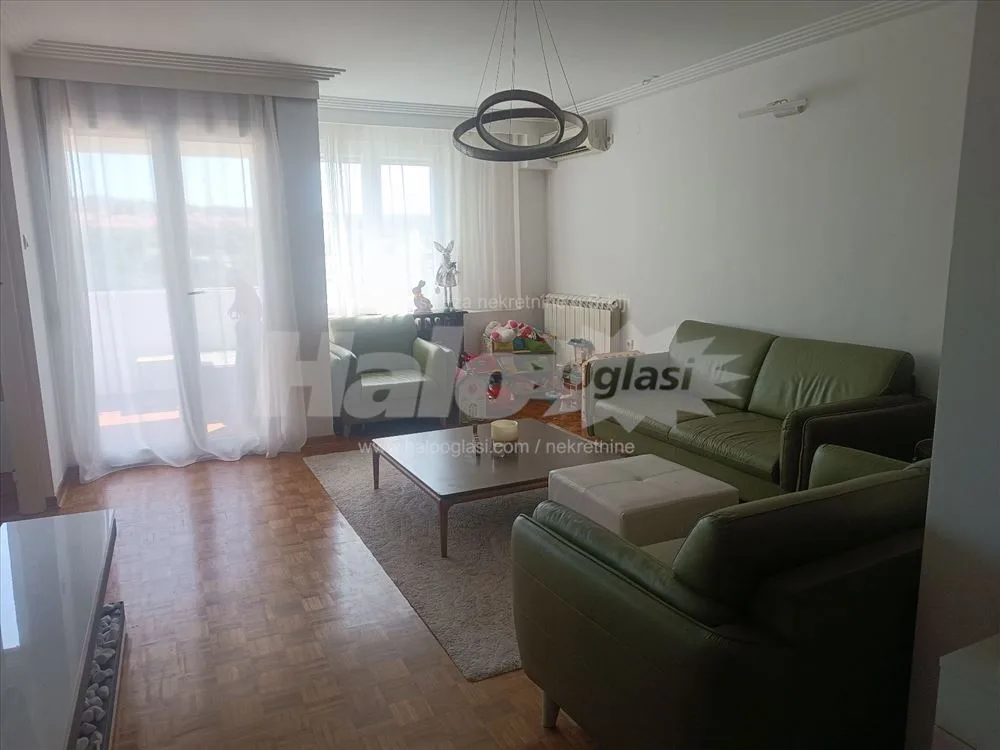 Trosoban stan 79m2 na Čukarici, Julino brdo — 4