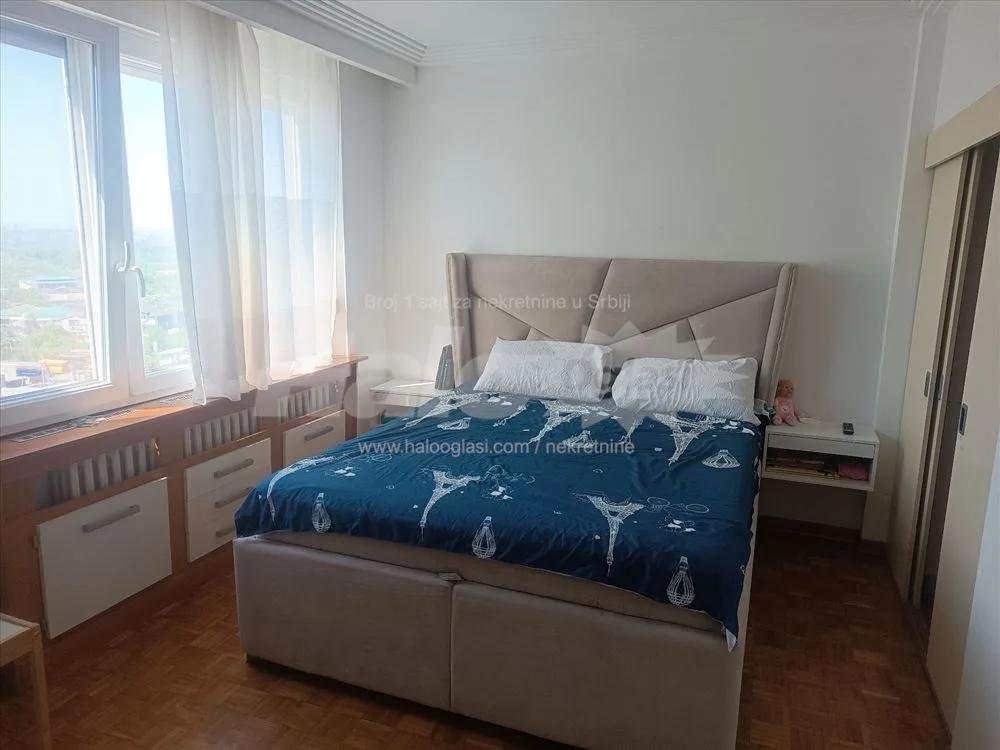 Trosoban stan 79m2 na Čukarici, Julino brdo — 11