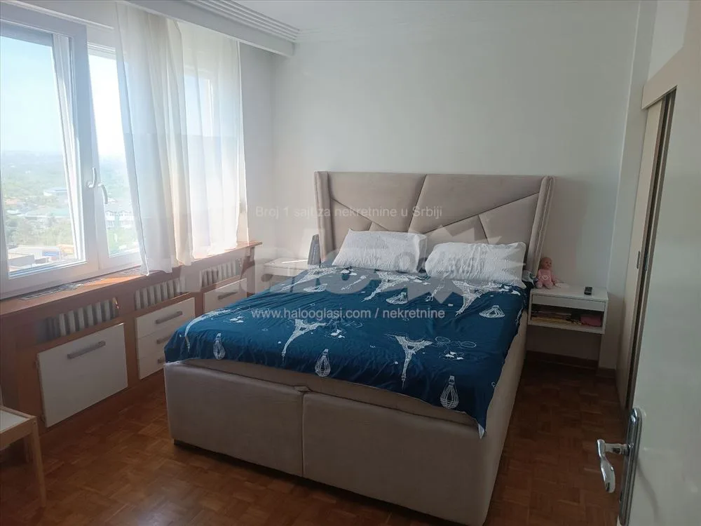 Trosoban stan 79m2 na Čukarici, Julino brdo — 12