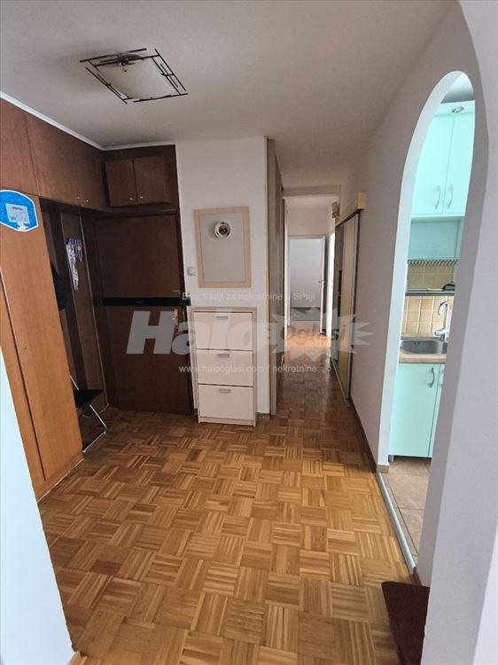 Trosoban stan 80m² – Jurija Gagarina, Blok 62, NBG — 2