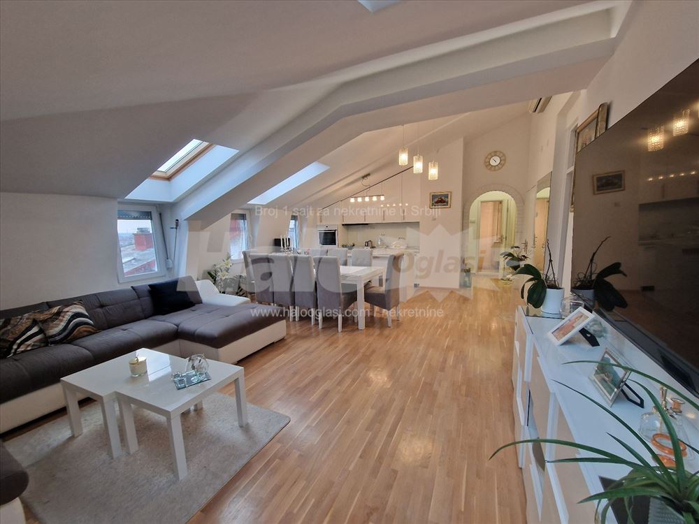 Trosoban stan 82 m2 sa terasom 20 m2 — 14