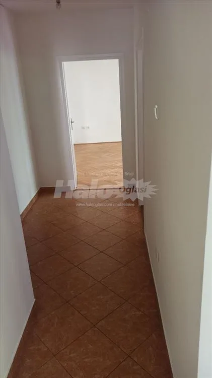 Trosoban stan 83m2, Kanarevo Brdo, Rakovica — 3