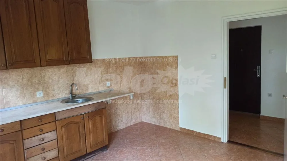 Trosoban stan 83m2, Kanarevo Brdo, Rakovica — 10