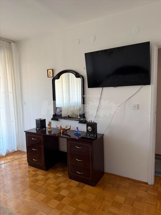 Trosoban stan-Bežanijska kosa 3, Nede Spasojević — 10