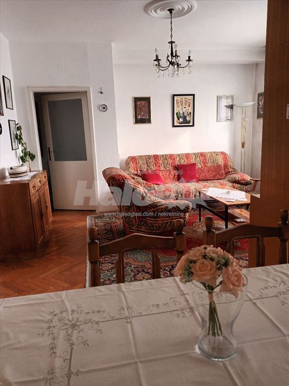 Trosoban stan blizu Gradske bolnice i Olimpa — 5