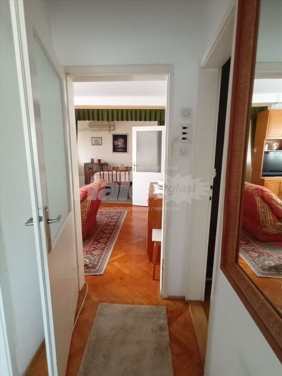 Trosoban stan blizu Gradske bolnice i Olimpa — 11