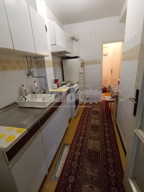 Trosoban stan blizu Gradske bolnice i Olimpa — 12