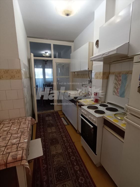 Trosoban stan blizu Gradske bolnice i Olimpa — 13