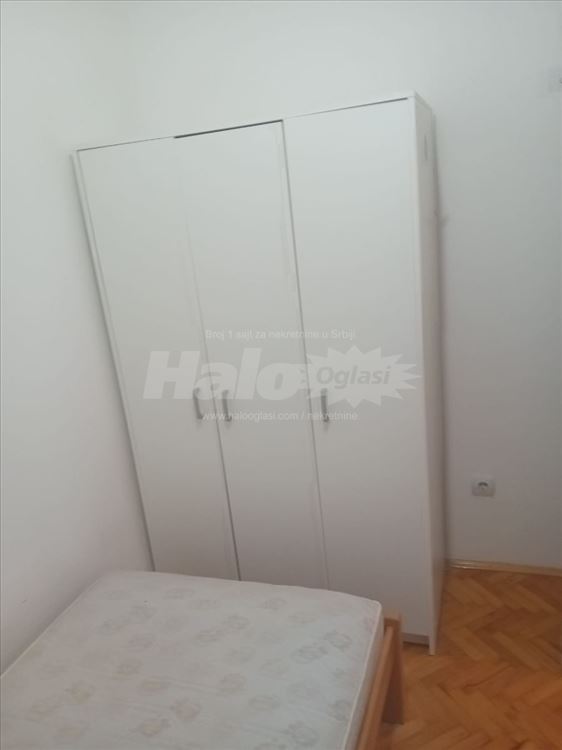 Trosoban stan, Farmaceutaki fakultet — 9