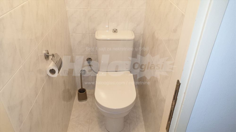 Trosoban stan kod Arene 100m2 — 13