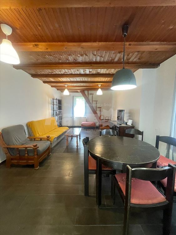 Trosoban stan - kuća, Autokomanda, Bože Jankovića — 11