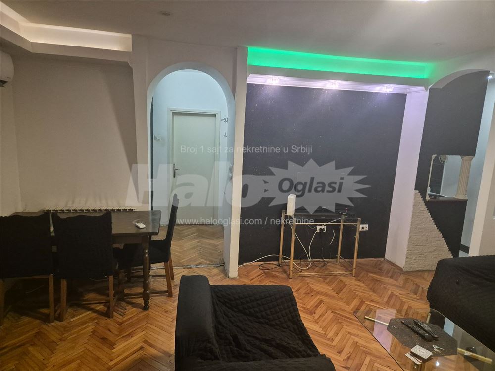 Trosoban stan, Lekino Brdo, bez dodatnih troškova — 2