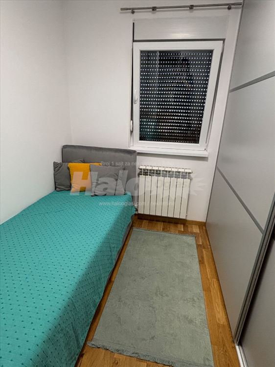 Trosoban stan na Altini-odmah useljiv — 10