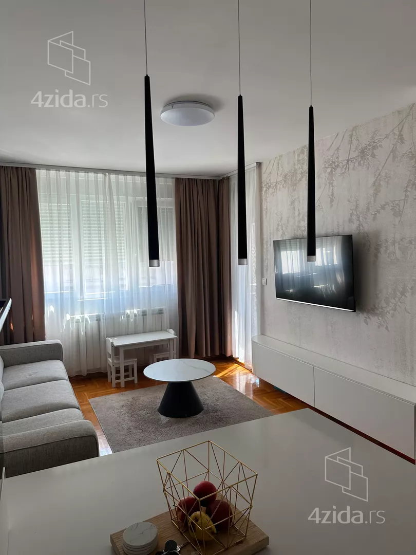 Trosoban stan na prodaju, Altina, 160.000€, 54m² — 2