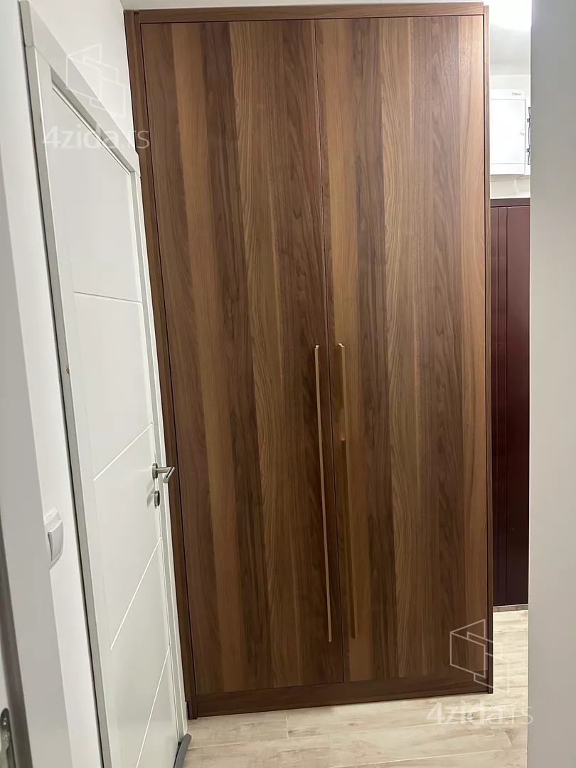 Trosoban stan na prodaju, Altina, 160.000€, 54m² — 8