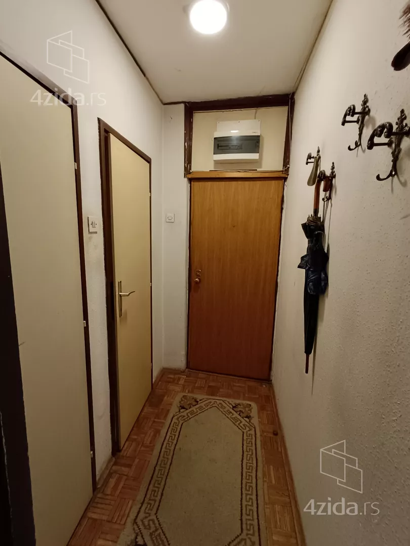 Trosoban stan na prodaju, Blok 45, 295.000€, 92m² — 6
