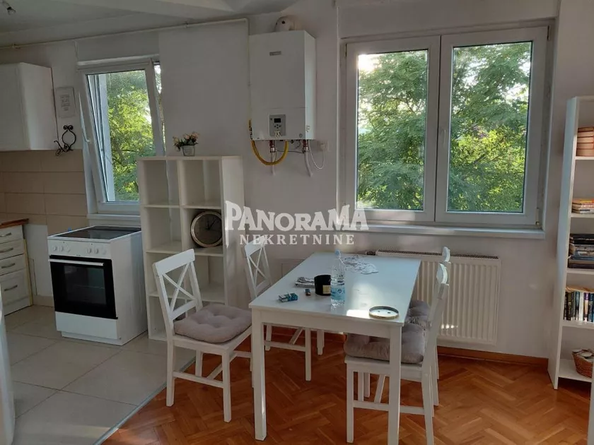 Trosoban stan na prodaju, Bogdana Žerajića 24, 189.000€, 75m² — 4