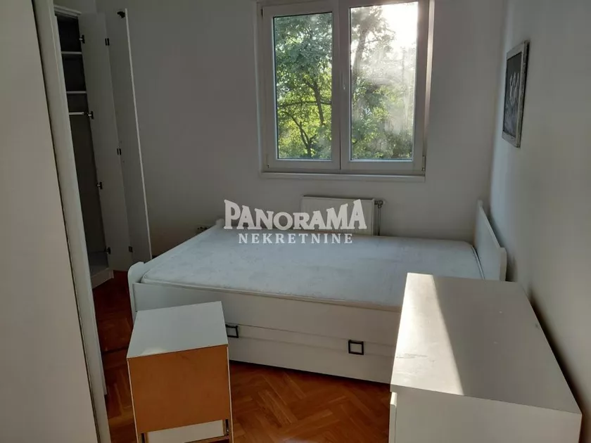 Trosoban stan na prodaju, Bogdana Žerajića 24, 189.000€, 75m² — 5
