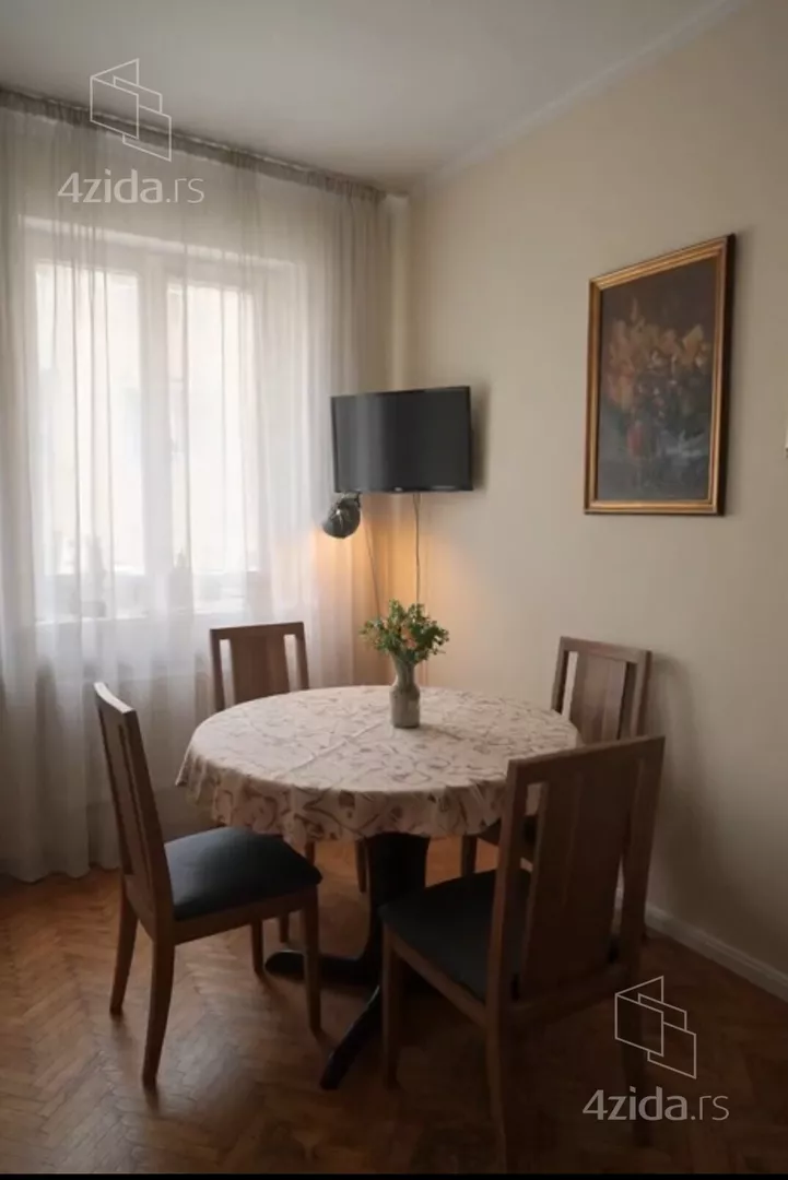 Trosoban stan na prodaju, Brankova, 350.000€, 64m² — 2