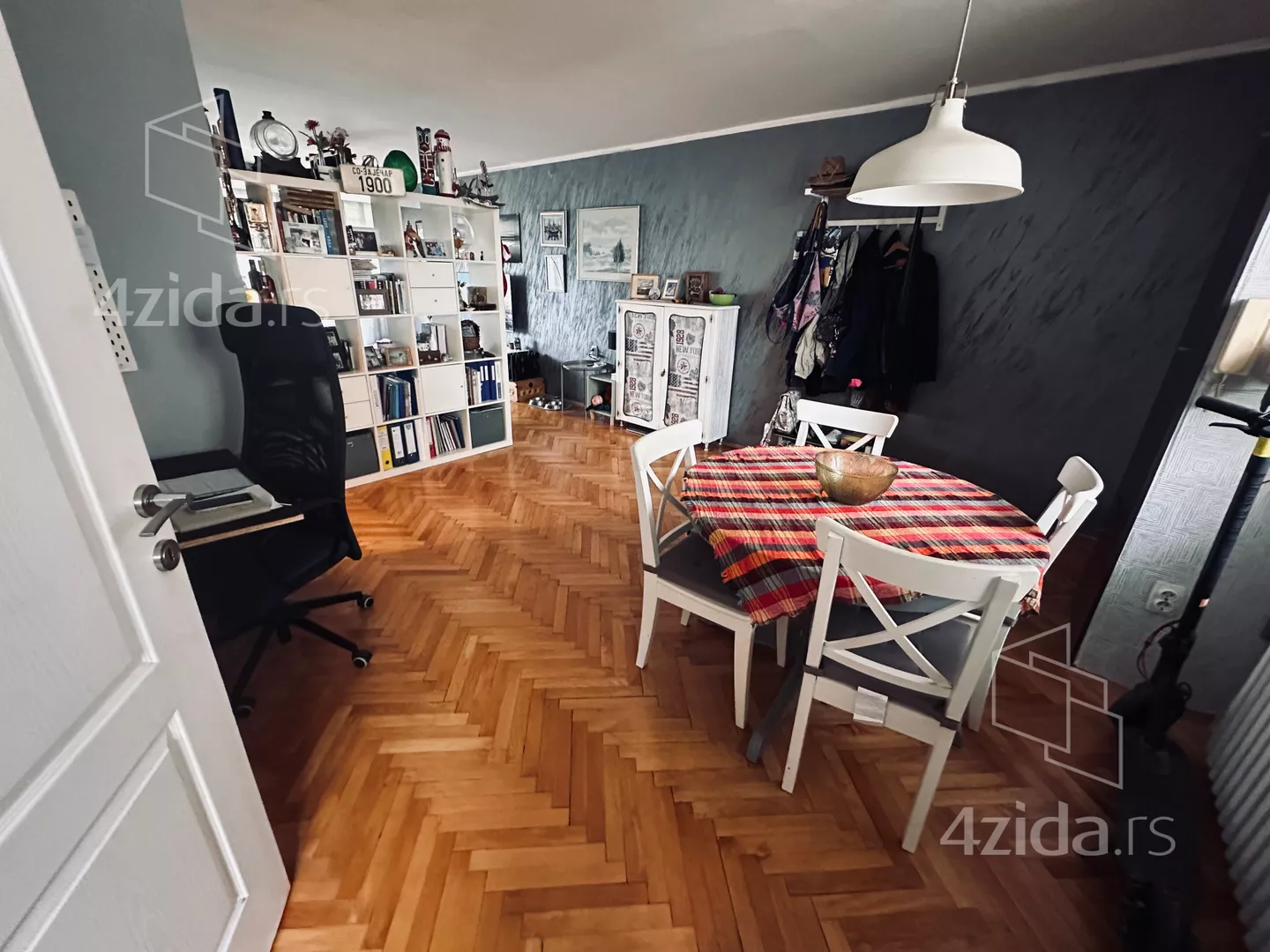 Trosoban stan na prodaju, Bulevar Arsenija Čarnojevića 128, 297.000€, 76m² — 10