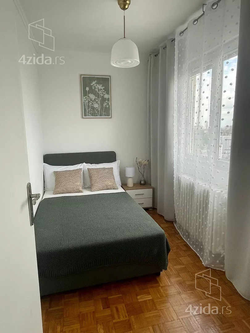 Trosoban stan na prodaju, Bulevar Mihajla Pupina 205, 215.000€, 61m² — 2