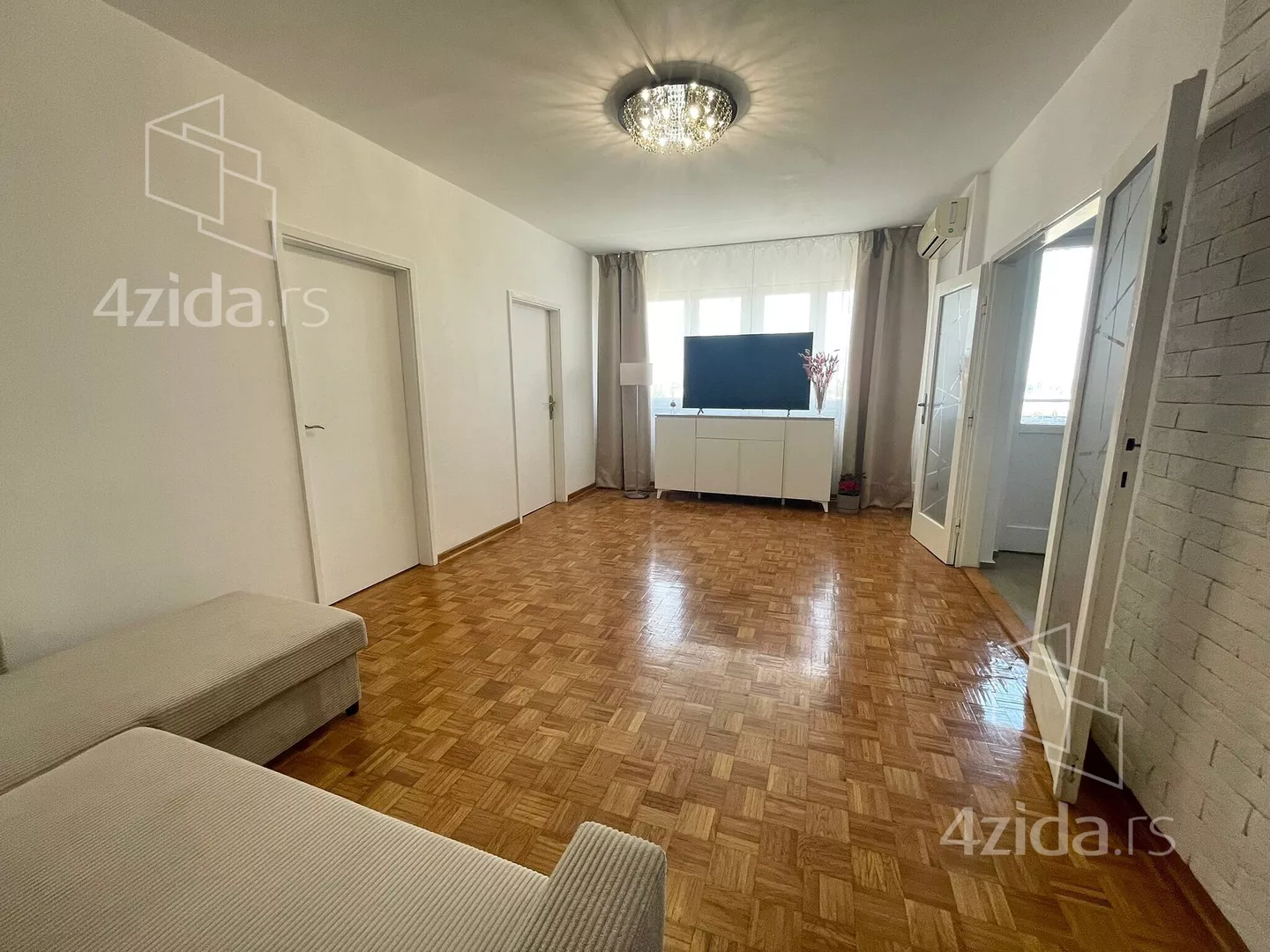 Trosoban stan na prodaju, Bulevar Mihajla Pupina 205, 215.000€, 61m² — 3
