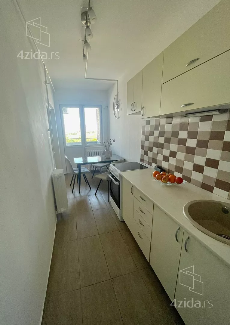 Trosoban stan na prodaju, Bulevar Mihajla Pupina 205, 215.000€, 61m² — 7