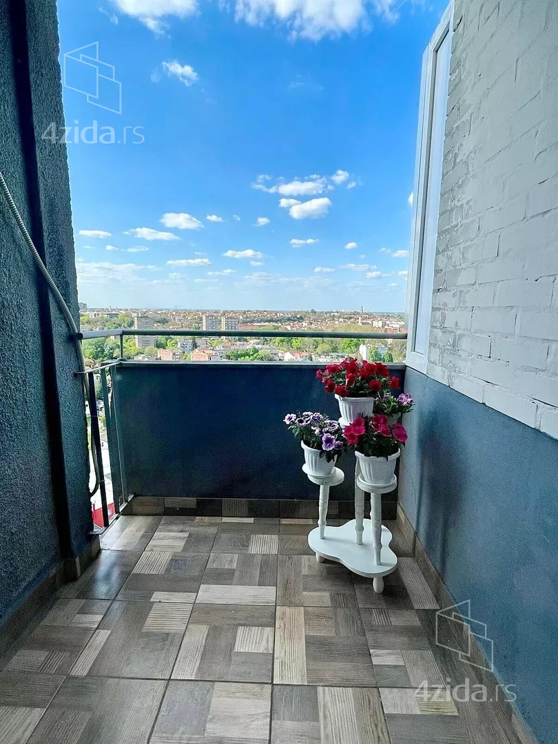 Trosoban stan na prodaju, Bulevar Mihajla Pupina 205, 215.000€, 61m² — 9
