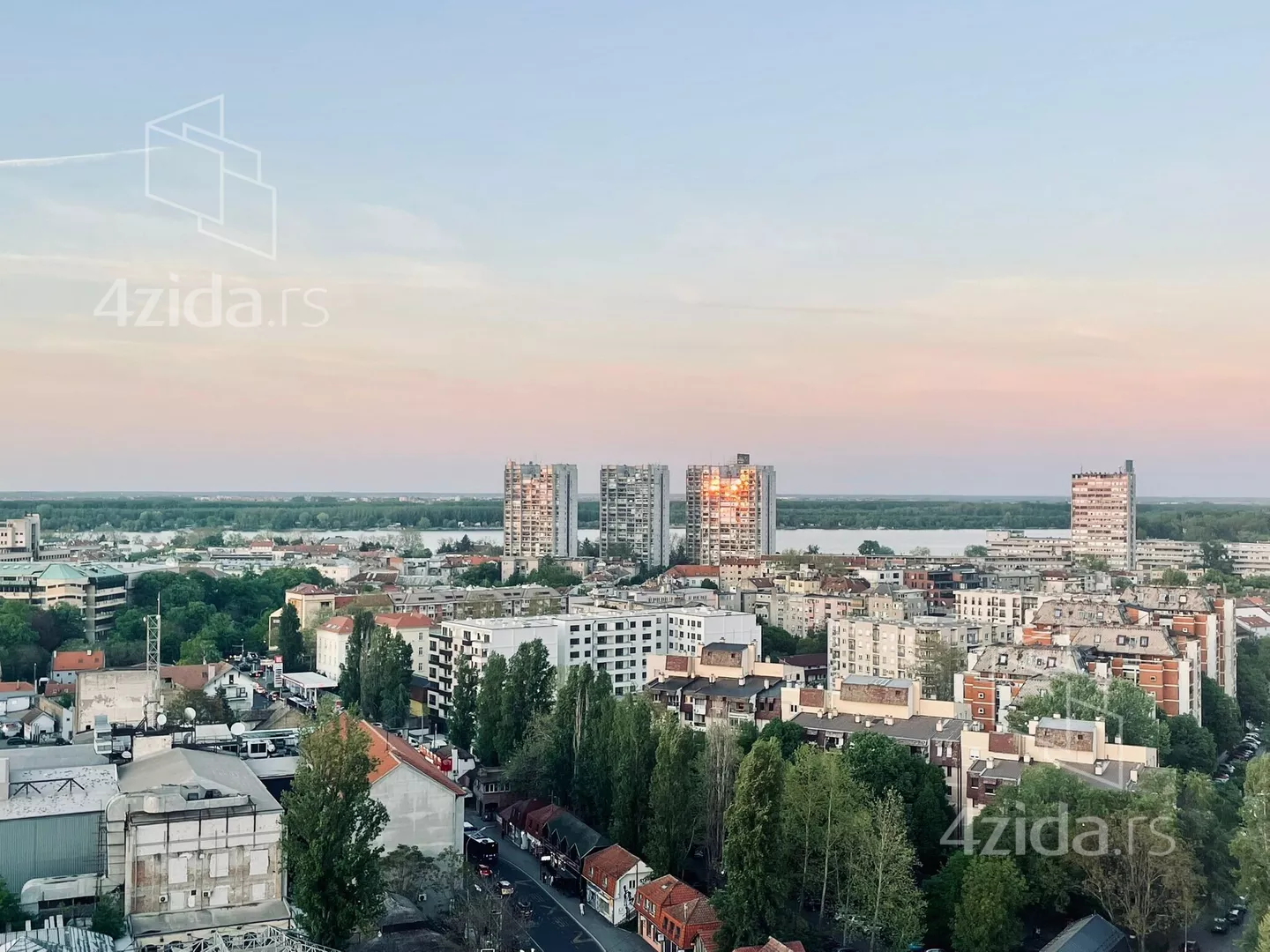 Trosoban stan na prodaju, Bulevar Mihajla Pupina 205, 215.000€, 61m² — 11