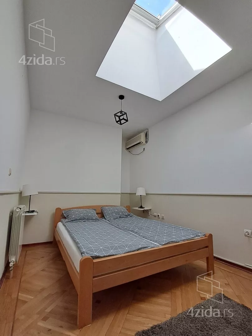 Trosoban stan na prodaju, Hram Svetog Save, 305.000€, 79m² — 6