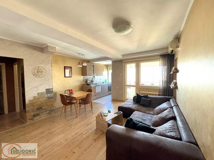 Trosoban stan na prodaju, Medakovićeva 92, 123.000€, 60m² — 2