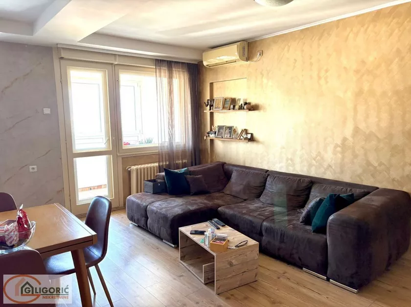 Trosoban stan na prodaju, Medakovićeva 92, 123.000€, 60m² — 5
