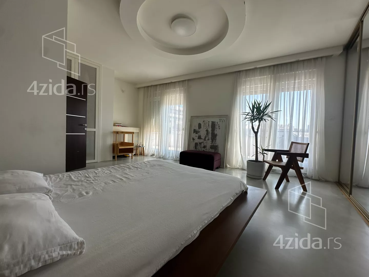 Trosoban stan na prodaju, Miće Popovića 11, 790.000€, 157m² — 8