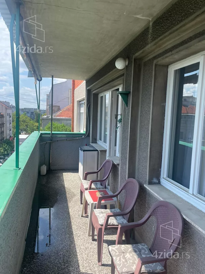 Trosoban stan na prodaju, Mileševska 11, 320.000€, 84m² — 10