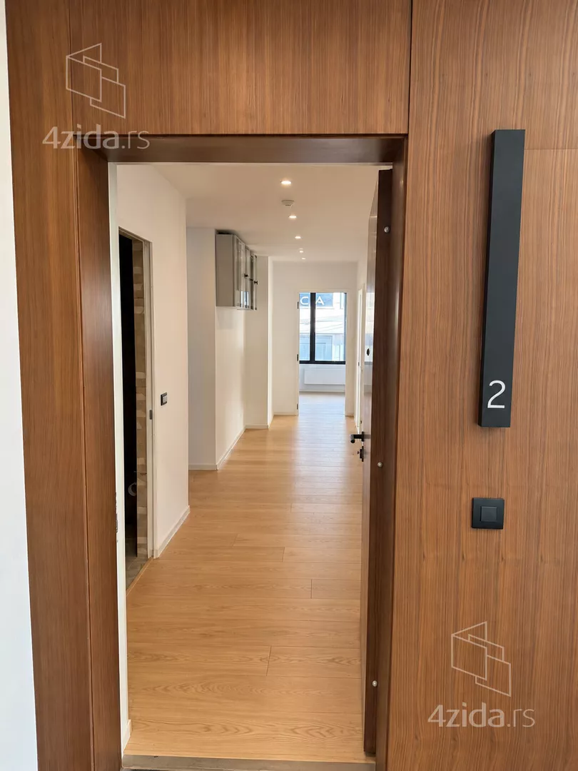 Trosoban stan na prodaju, Neznanog Junaka 15A, 1.302.000€, 217m² — 6