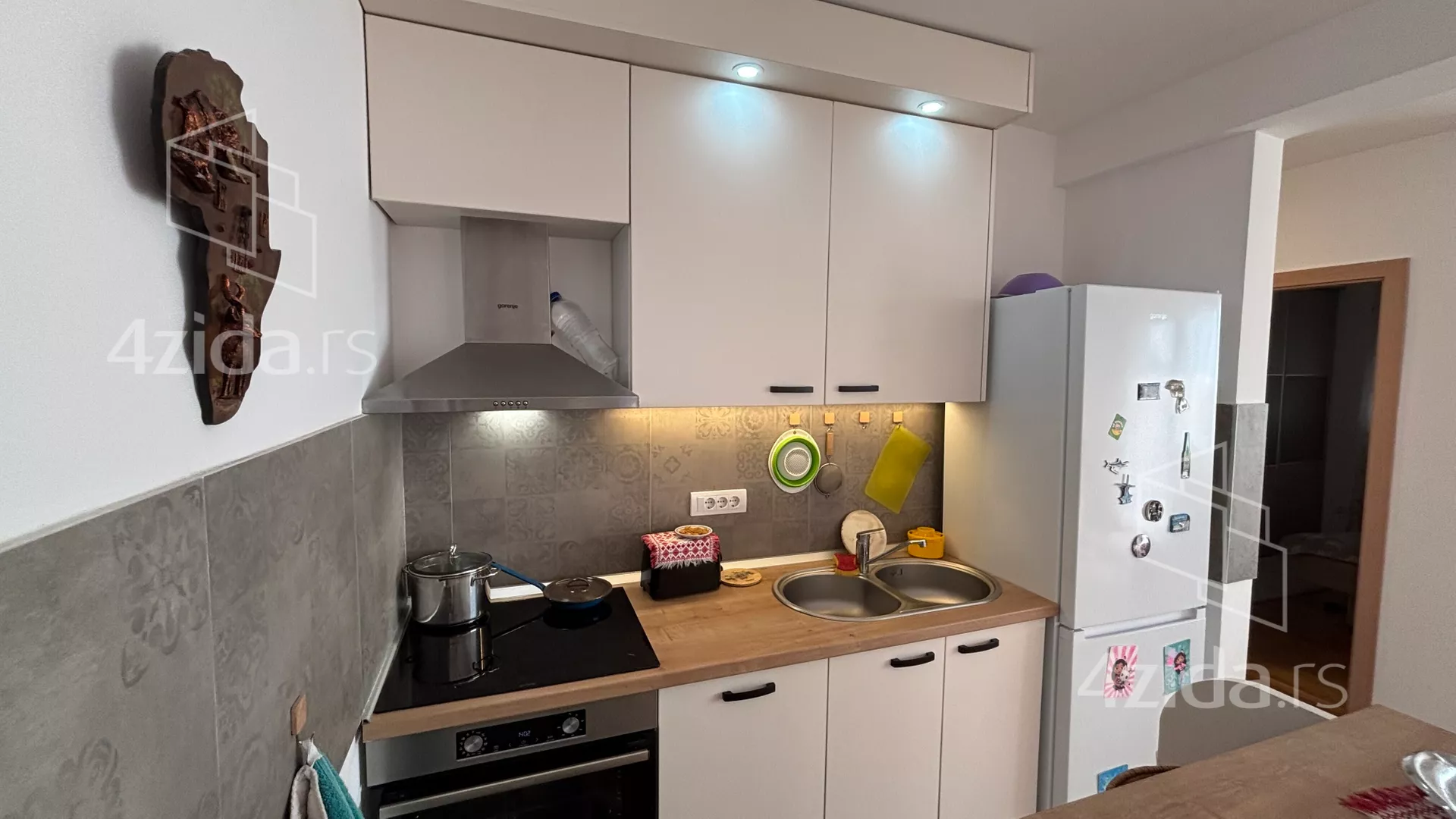 Trosoban stan na prodaju, Nine Kirsanove 80, 145.000€, 56m² — 13