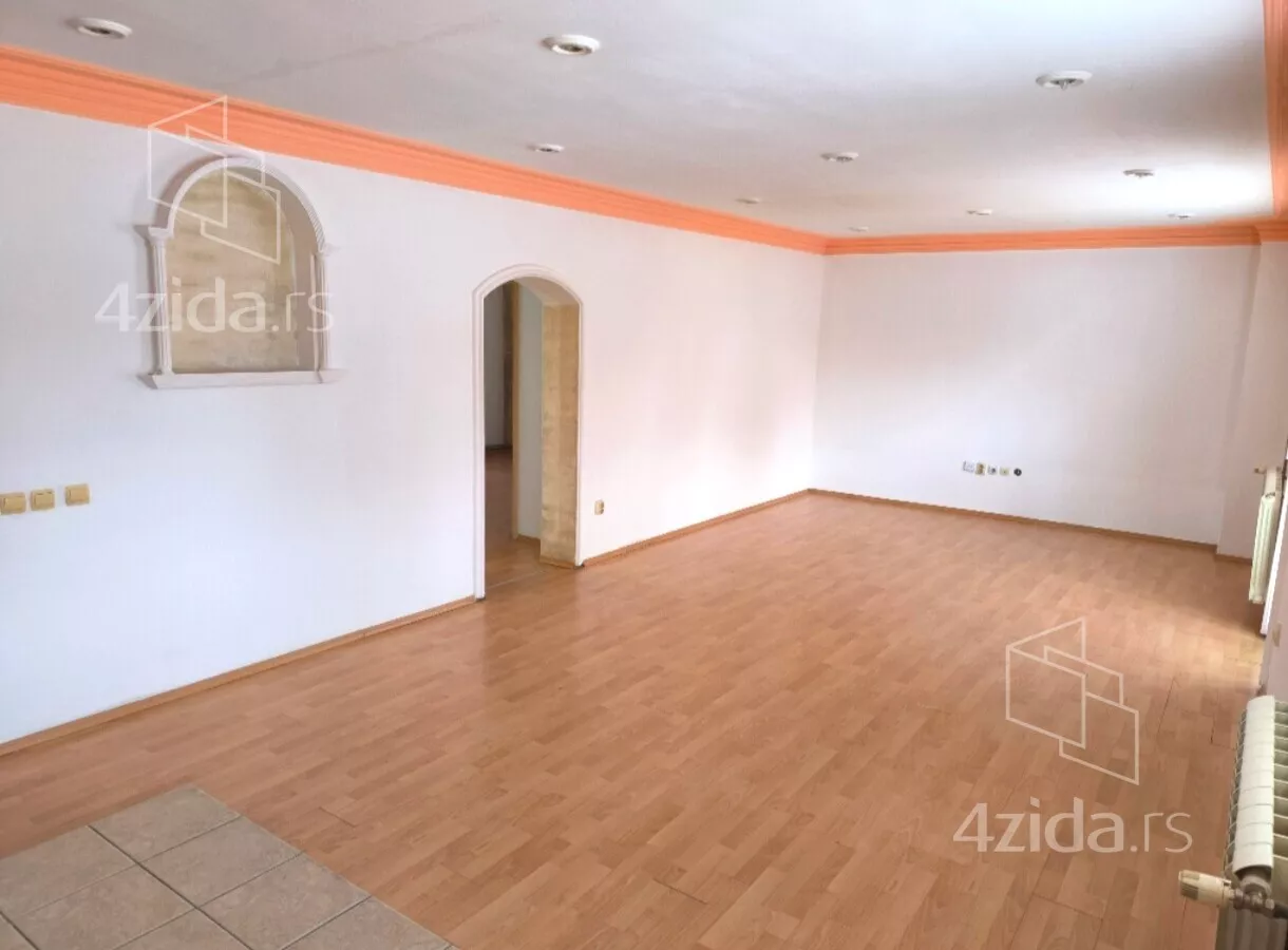 Trosoban stan na prodaju, Radeta Markovića, 190.000€, 95m² — 7