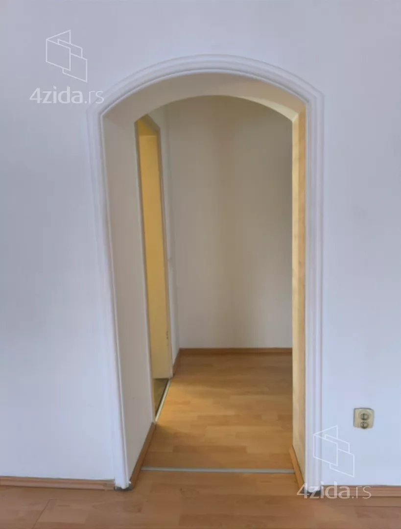 Trosoban stan na prodaju, Radeta Markovića, 190.000€, 95m² — 8