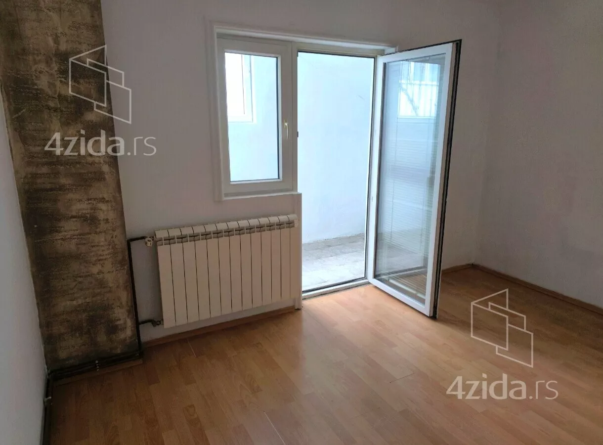 Trosoban stan na prodaju, Radeta Markovića, 190.000€, 95m² — 13